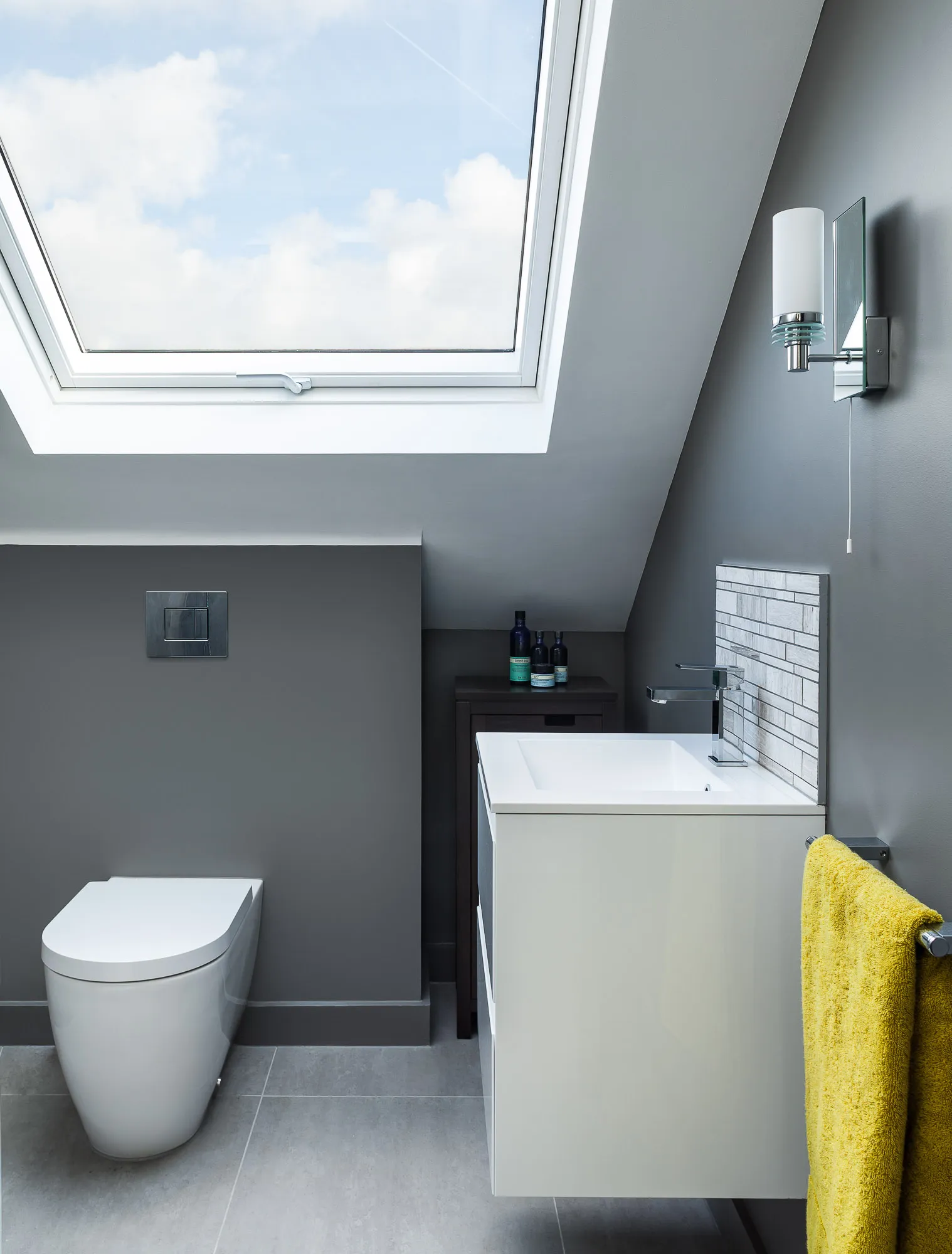 Basin and WC fitted under the rooflight