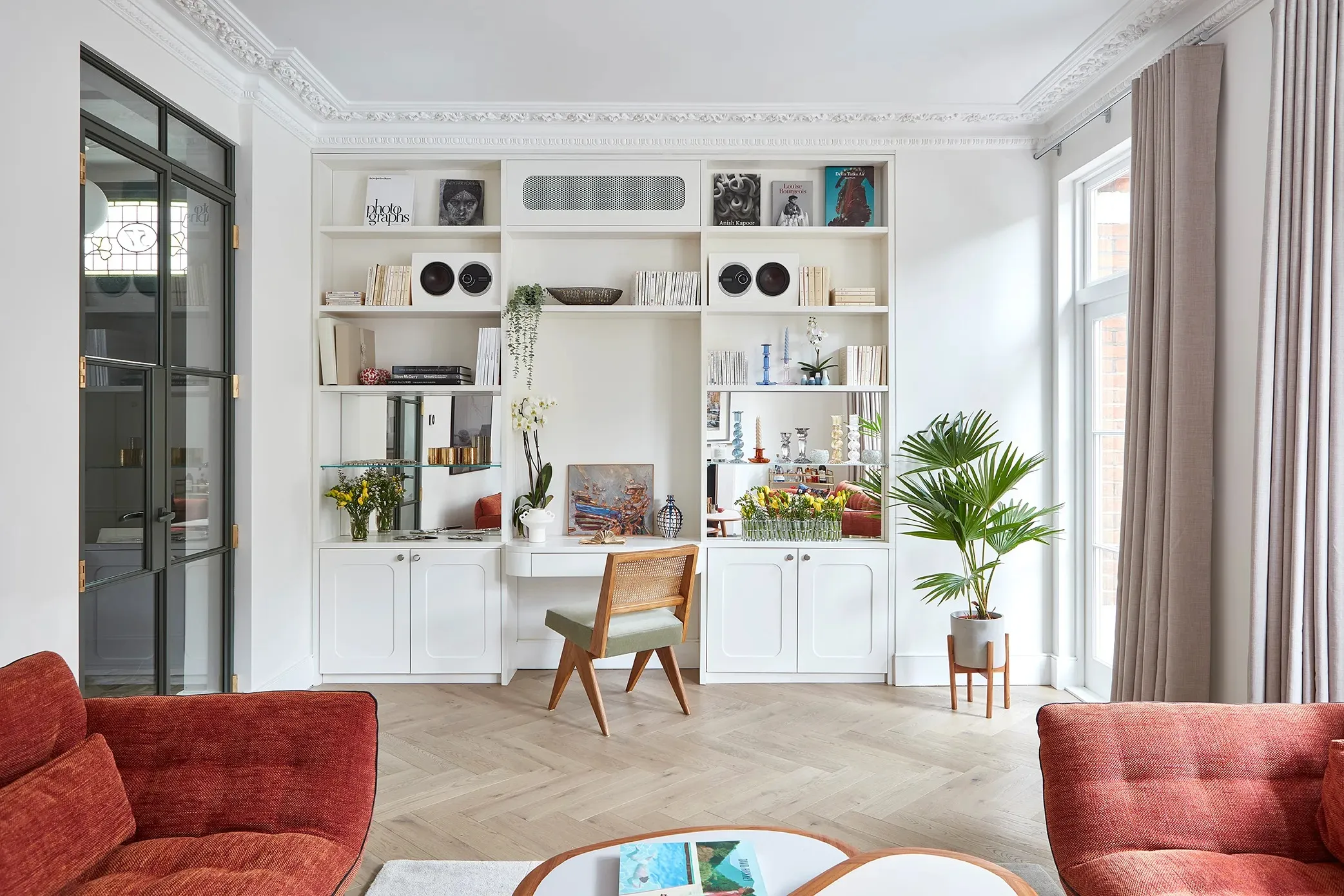 Built-in shelving and desk in the living room